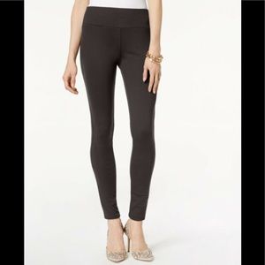 NWT INC Curvy Pull-On Ponte Skinny Pants